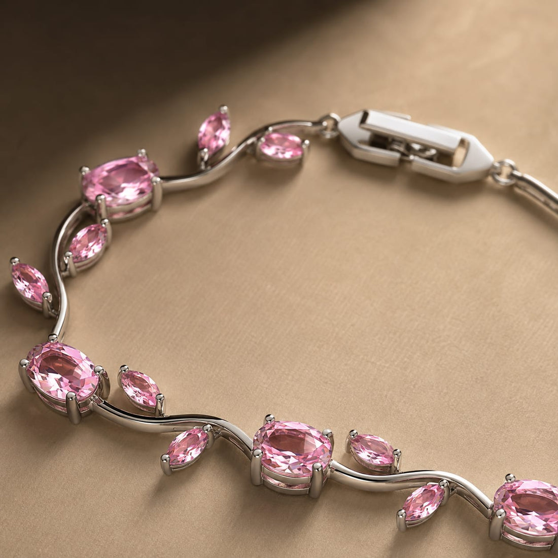 Gulnar Tulip Bracelet