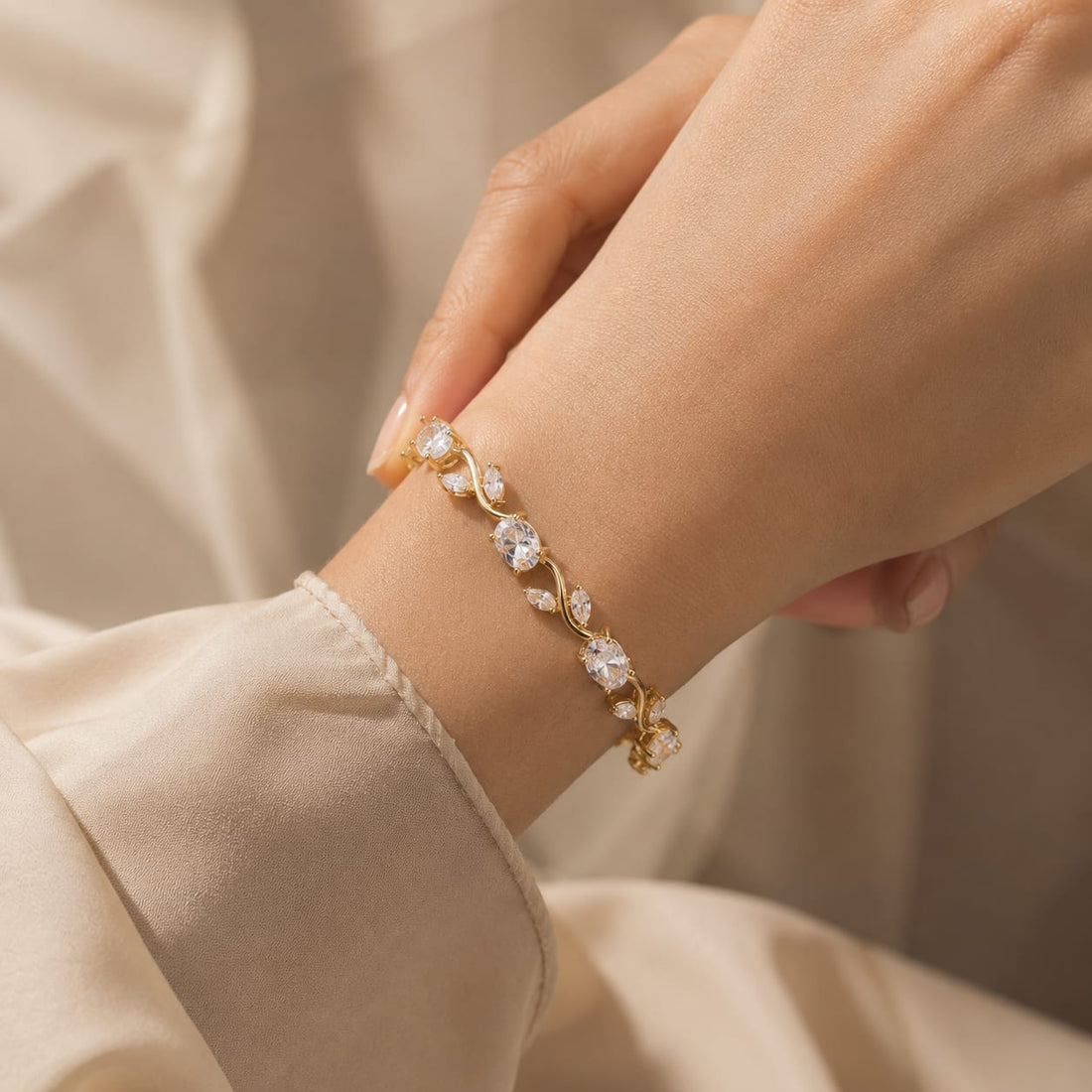 Noor Crystal Bracelet