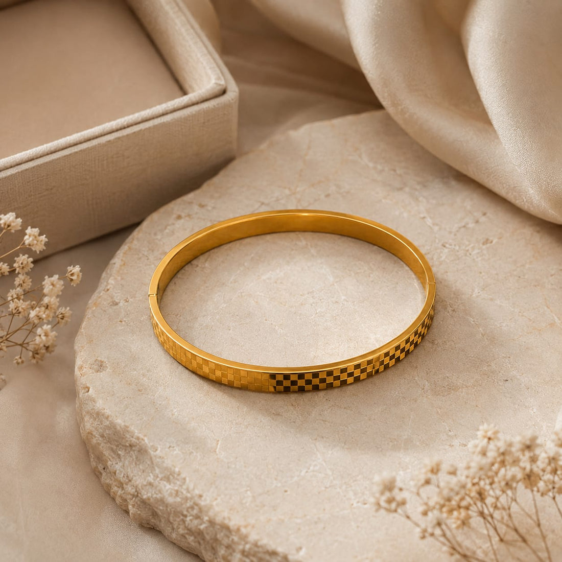 Crown Weave Bracelet