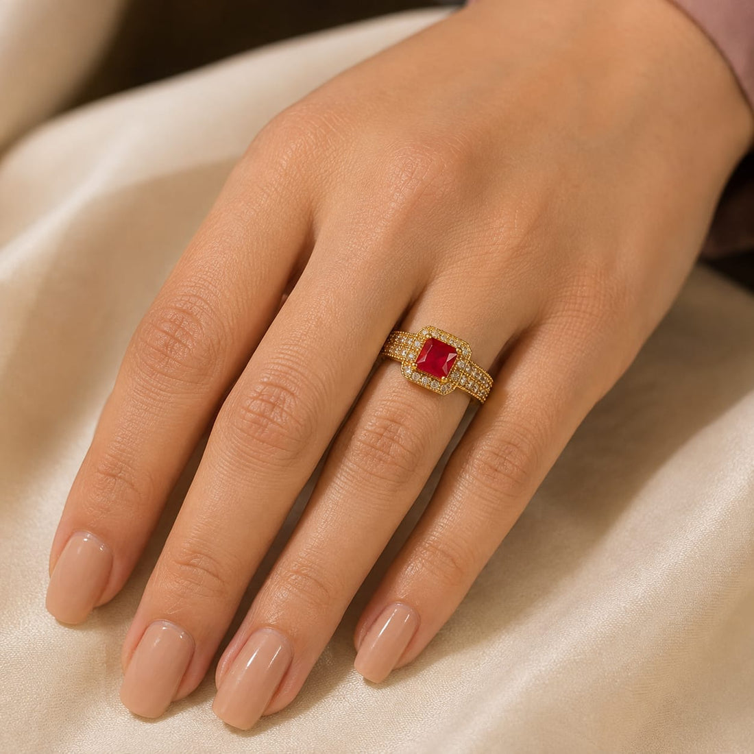 Noor-e-Yaqoot Ring