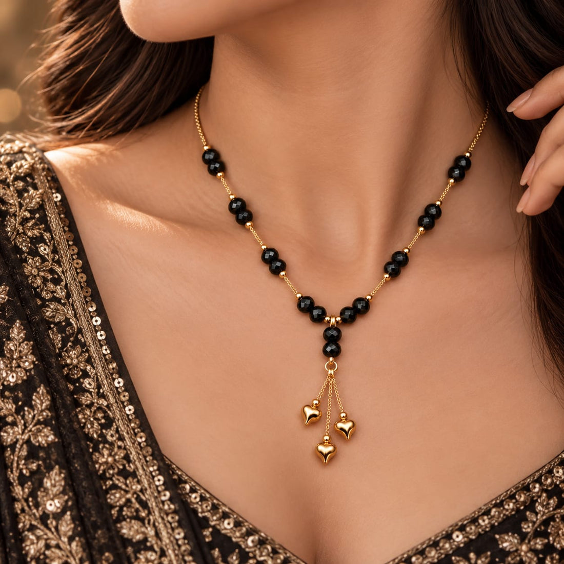 Zoya Noir Necklace