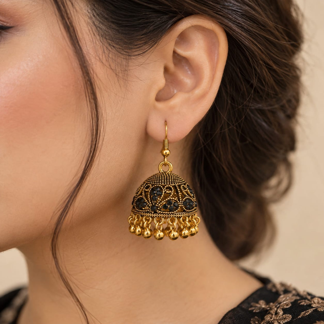 Onyx Sultana Jhumka