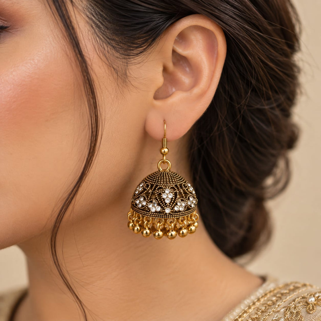 Aabroo Crystal Jhumka