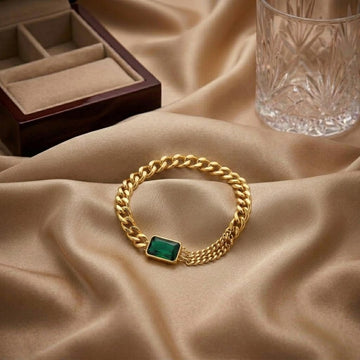 Emerald Curb Chain Bracelet with Green Crystal Centerpiece